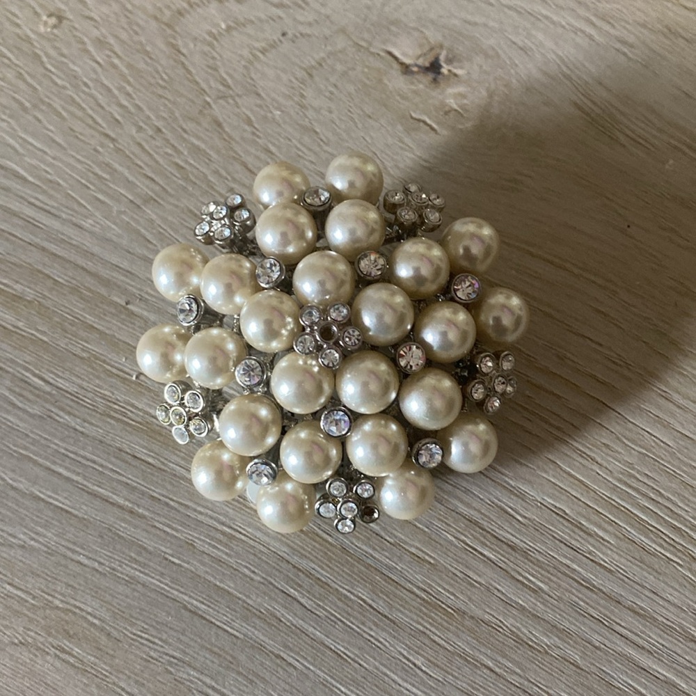 Accessories - Picture 2 of 2